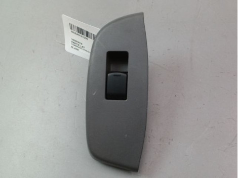 COMMANDE LEVE-GLACE PORTE AVD NISSAN NV200