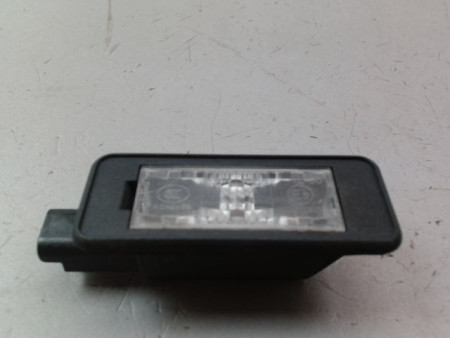 ECLAIREUR PLAQUE DE POLICE GAUCHE PEUGEOT 208 Phase 1 2012-...