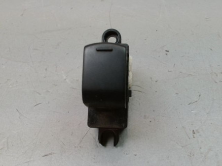 COMMANDE LEVE-GLACE PORTE AVD NISSAN MICRA 2009-