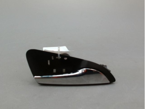 POIGNEE INTERIEURE PORTE AVANT DROIT OPEL CORSA 2010-