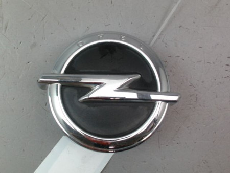 POIGNEE EXTERIEURE HAYON OPEL CORSA 2010-