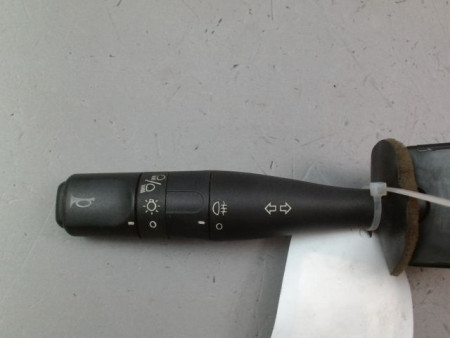 COMMANDE ECLAIRAGE PEUGEOT 106 Phase 2 1996-2003