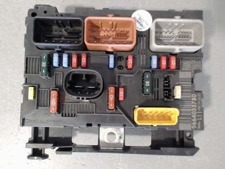 BOITE A FUSIBLES PEUGEOT 207 SW 2007-2013