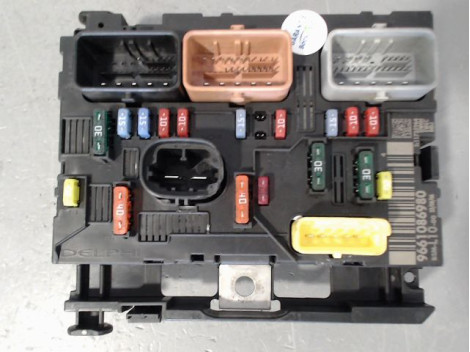 BOITE A FUSIBLES PEUGEOT 207 2006-2013