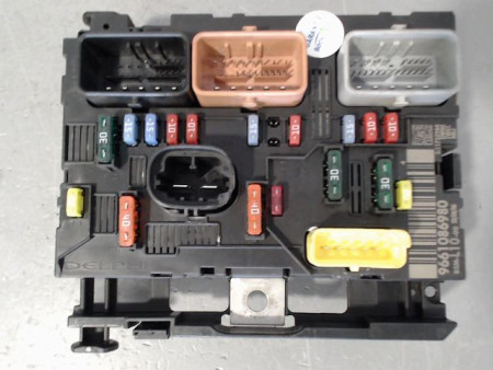 BOITE A FUSIBLES PEUGEOT 207 2006-2013