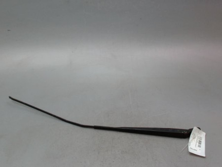 BRAS ESSUIE-GLACE AVANT DROIT RENAULT CLIO ESTATE III Phase 2 2009-2012