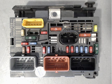 BOITE A FUSIBLES PEUGEOT 308 I Phase 1 2007-2011