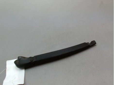 BRAS ESSUIE-GLACE ARRIERE FIAT 500 2007-
