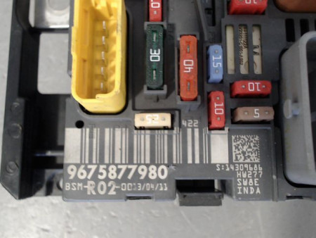 BOITE A FUSIBLES PEUGEOT 5008 MONOSP. I Phase 1 2009-2013