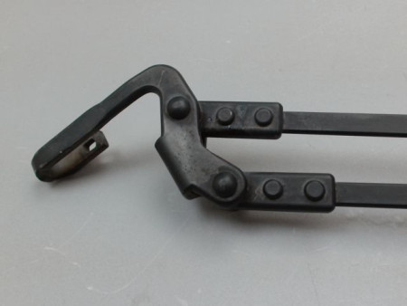 BRAS ESSUIE-GLACE AVANT PEUGEOT 107 Phase 2 2009-2012