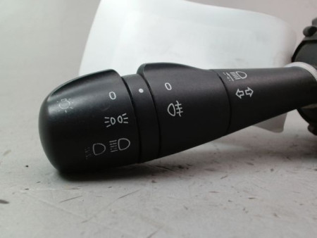 COMMANDE ECLAIRAGE RENAULT CLIO IV Phase 1 2012-...