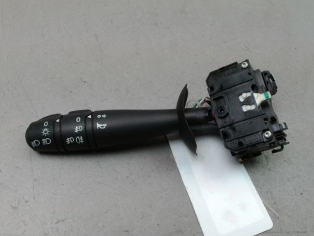 COMMANDE ECLAIRAGE RENAULT TWINGO II Phase 2 2011-2014
