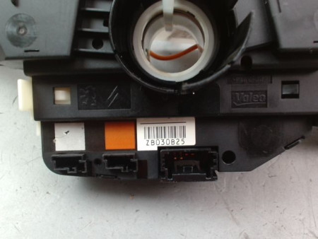 BLOC COMMODOS PEUGEOT 208