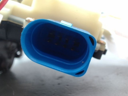 SYSTEME CONDAMNATION AVANT GAUCHE VOLKSWAGEN POLO IV Phase 2 (9N) 2005-2009