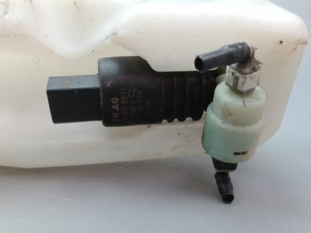 RESERVOIR LAVE-GLACE AVANT VOLKSWAGEN POLO IV Phase 2 (9N) 2005-2009