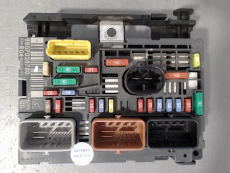 BOITE A FUSIBLES CITROEN BERLINGO II BREAK 2008-