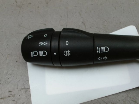 COMMANDE ECLAIRAGE RENAULT CLIO IV Phase 1 2012-...