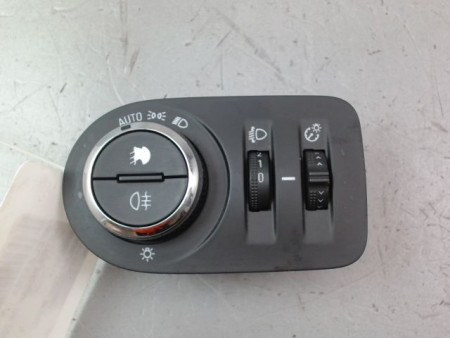 INTERIEUR COMMANDE PHARES OPEL ASTRA BREAK 2004-