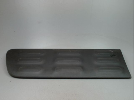 PROTECTION PORTE AVANT GAUCHE CITROEN C4 CACTUS