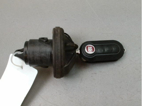 BOUCHON RESERVOIR A CARBURANT FIAT 500 II Phase 1 2007-...