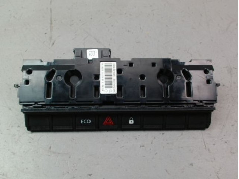 BOUTON DE WARNING RENAULT ZOE