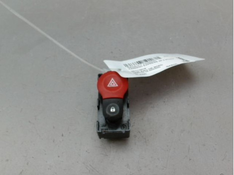 BOUTON DE WARNING RENAULT KANGOO EXPRESS II Phase 2 2013-...
