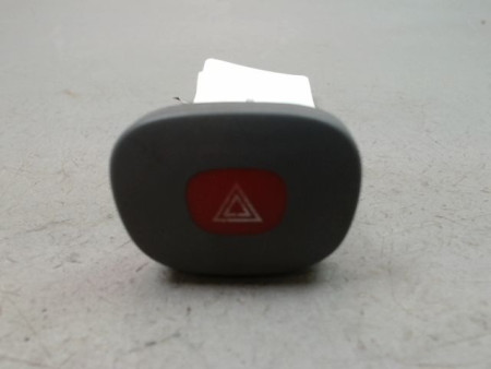 BOUTON DE WARNING RENAULT CLIO II Phase 1 1998-2001