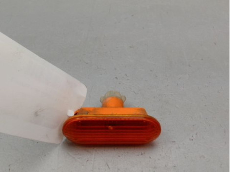 REPETITEUR AILE DROIT FORD FIESTA V Phase 2 2005-2008