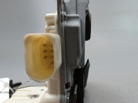 SYSTEME CONDAMNATION AVANT DROIT AUDI A3 2003-