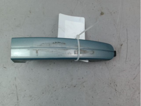 POIGNEE EXTERIEURE PORTE AVANT DROIT FORD FOCUS SW II Phase 2 2008-2010