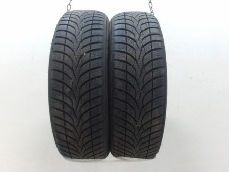 Paire de pneus CEAT WINTERDRIVE 175 65 14 82 T