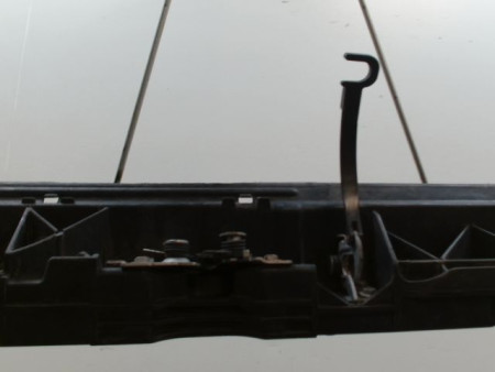 TRAVERSE SUPERIEURE ARMATURE AVANT PEUGEOT 308 2011-