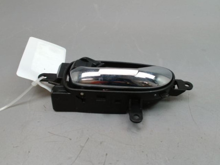 POIGNEE INTERIEURE PORTE AVANT GAUCHE NISSAN LEAF 2011-...