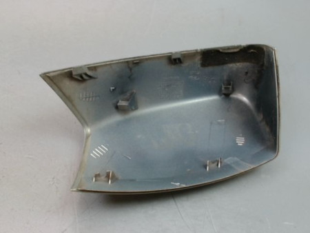 CARENAGE RETROVISEUR EXTERIEUR DROIT FORD KUGA BREAK I 2008-2012