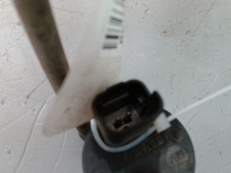 POMPE LAVE-GLACE AVANT RENAULT TRAFIC