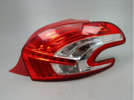 FEU ARRIERE DROIT PEUGEOT 208 2012-...