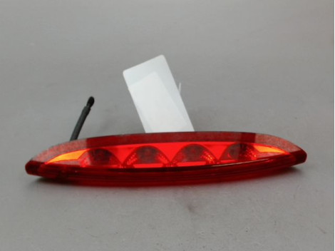 FEUX STOP SUPPLEMENTAIRE PEUGEOT 208 2012-...
