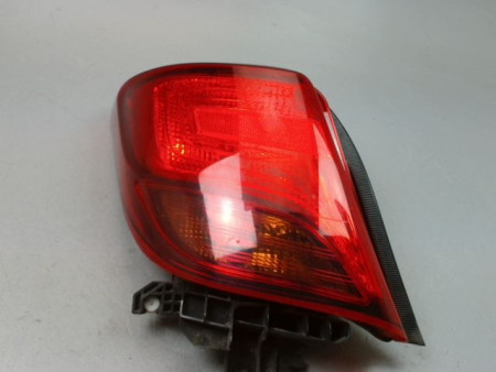 FEU ARRIERE GAUCHE  TOYOTA YARIS 2005-