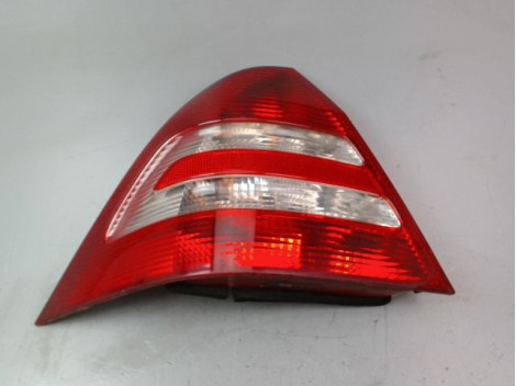 FEU ARRIERE GAUCHE  MERCEDES CLASSE C BERL. II Phase 2 (203) 2004-2006
