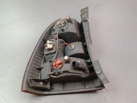FEU ARRIERE DROIT KIA SPORTAGE BREAK II Phase 2 2007-2010