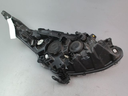 PHARE GAUCHE PEUGEOT 208