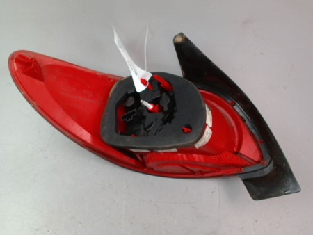 FEU ARRIERE DROIT PEUGEOT 206 + 2009-2013
