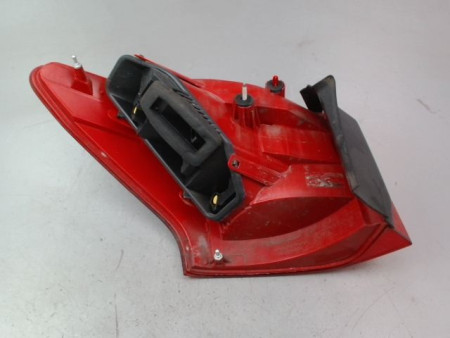 FEU ARRIERE DROIT PEUGEOT 407 SW Phase 1 2004-2008
