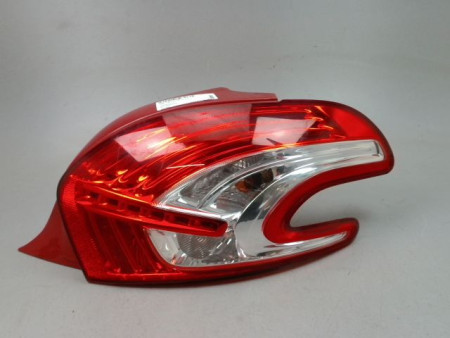 FEU ARRIERE DROIT PEUGEOT 208 Phase 1 2012-...