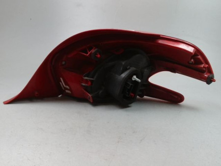 FEU ARRIERE GAUCHE  PEUGEOT 208 Phase 1 2012-...