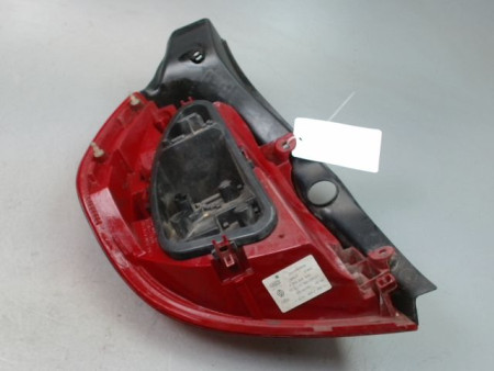 FEU ARRIERE DROIT RENAULT CLIO III Phase 2 2009-2014