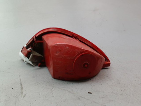 FEU DE PARE-CHOC ARRIERE DROIT RENAULT CLIO III Phase 2 2009-2014