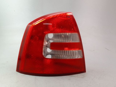 FEU ARRIERE GAUCHE  SKODA OCTAVIA II Phase 1 2004-2008