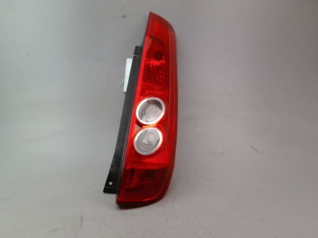 FEU ARRIERE DROIT FORD FIESTA V Phase 2 2005-2008