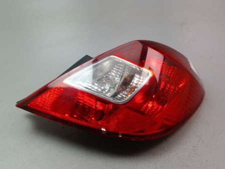 FEU ARRIERE DROIT OPEL CORSA IV Phase 2 (D) 2011-2015